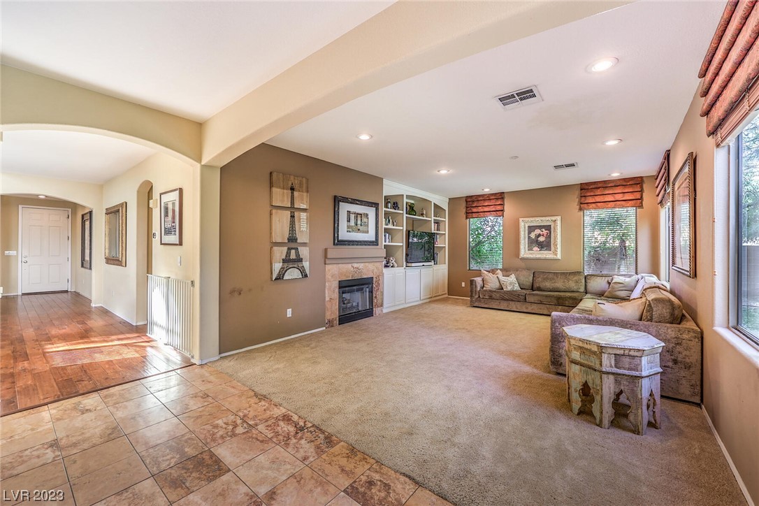 5304 Rizari Court