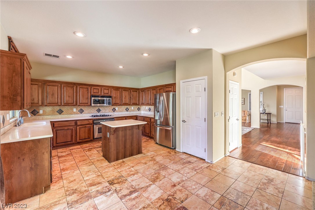 5304 Rizari Court