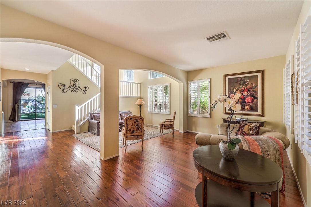5304 Rizari Court