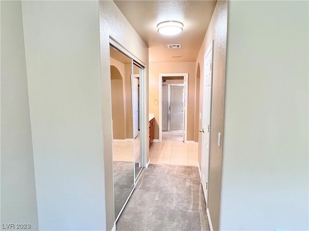 6043 Journeys End Street