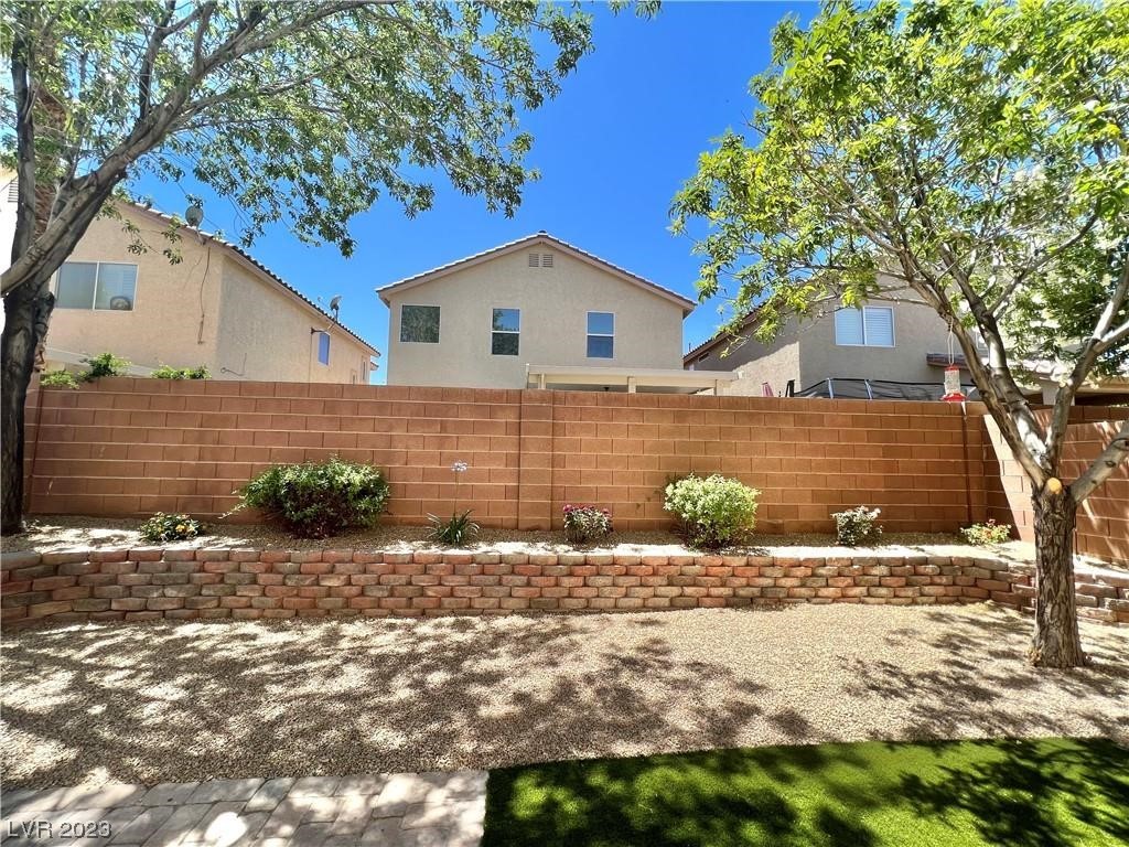 6043 Journeys End Street