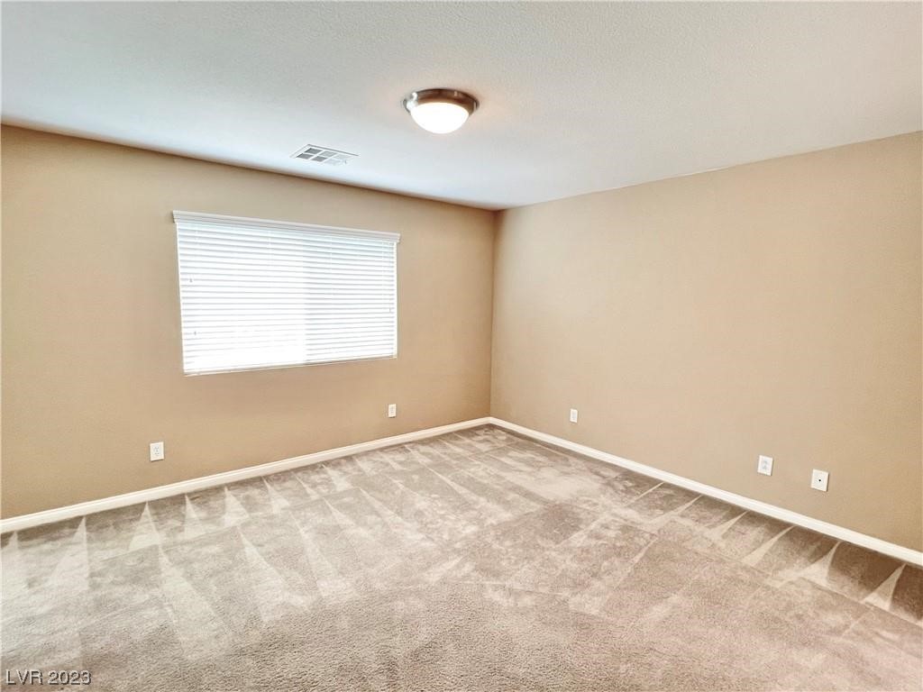 6043 Journeys End Street