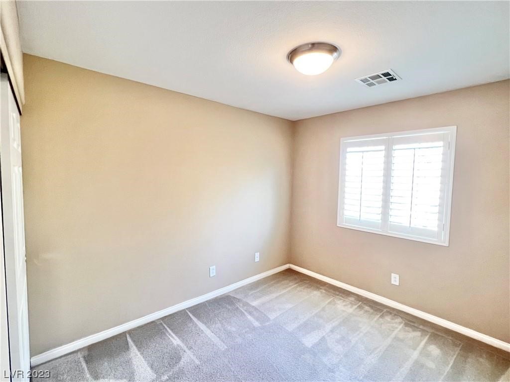 6043 Journeys End Street