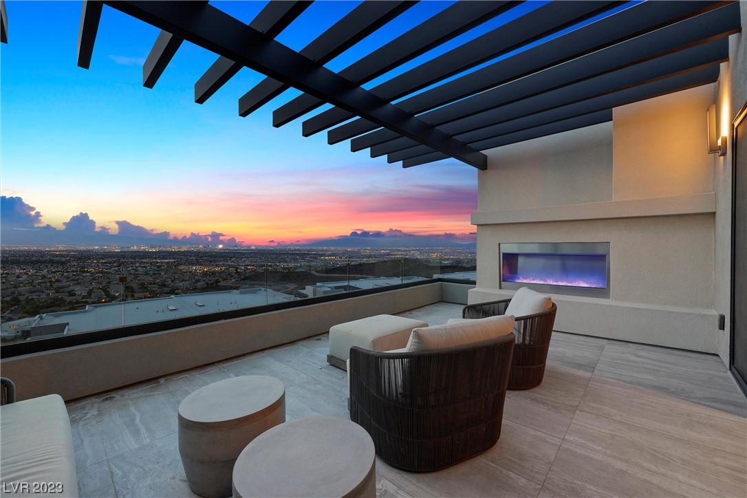 418 Tranquil Peak Court