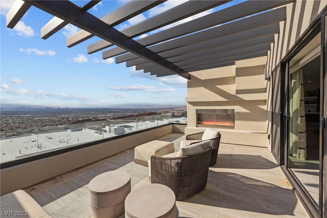 418 Tranquil Peak Court