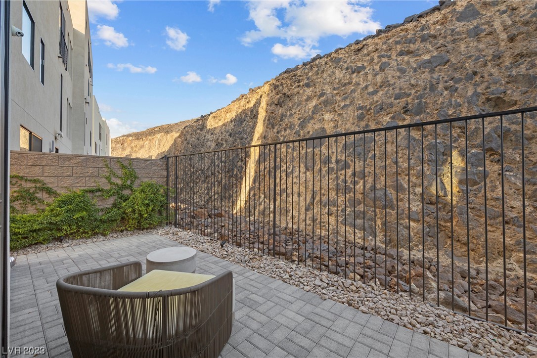 418 Tranquil Peak Court