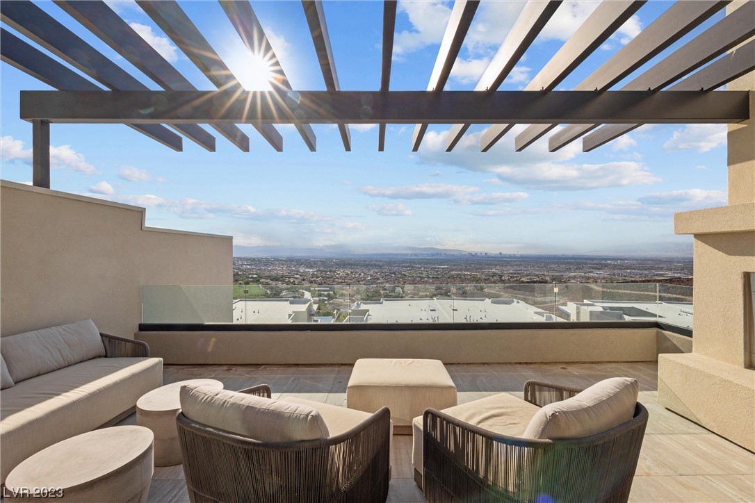 418 Tranquil Peak Court