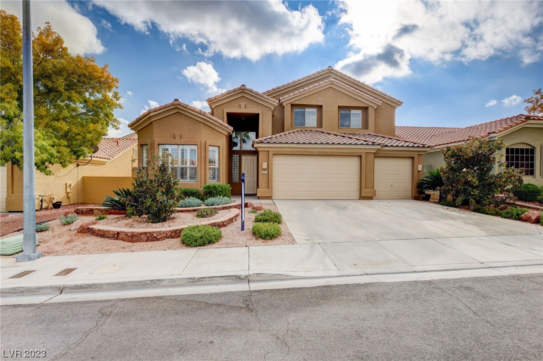 9813 Dusty Winds Avenue
