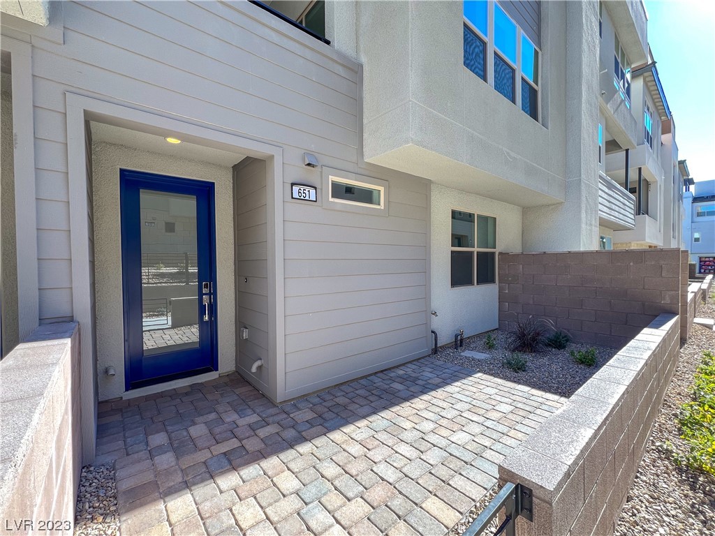 651 Sentinel Spire Street