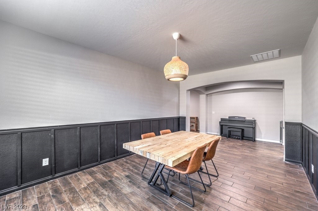 5889 Temple Ridge Court