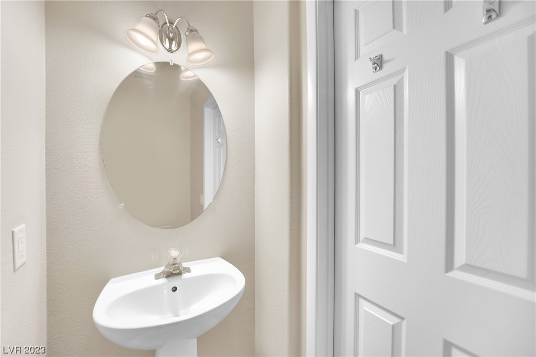 7594 Treasure Chest Street