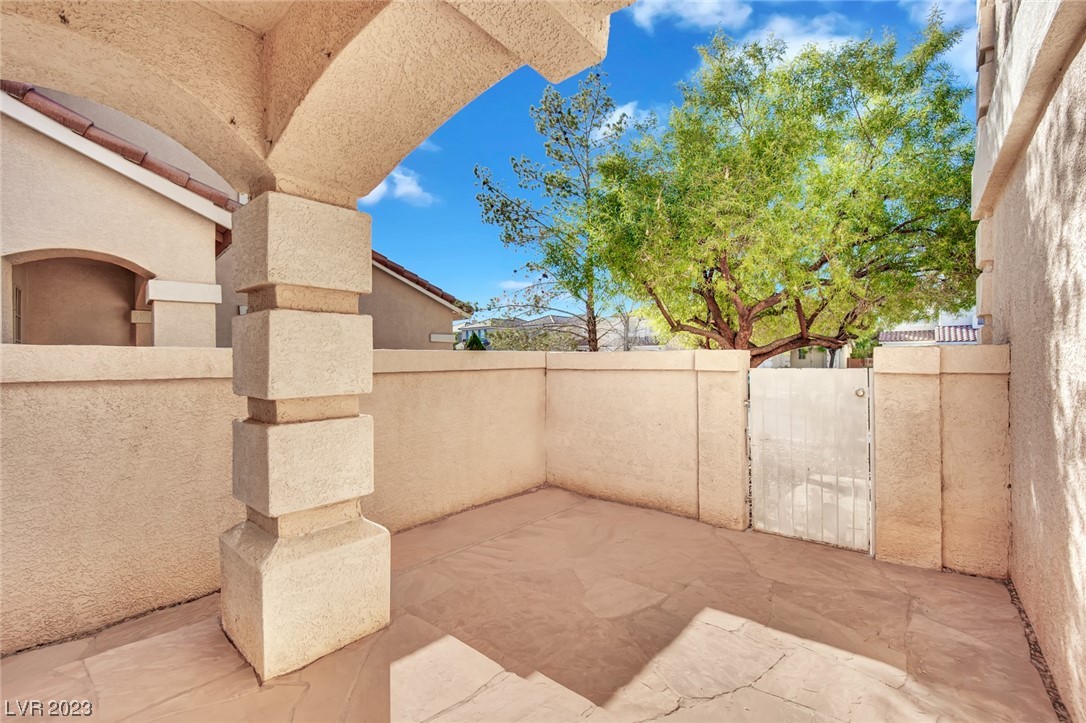 7594 Treasure Chest Street