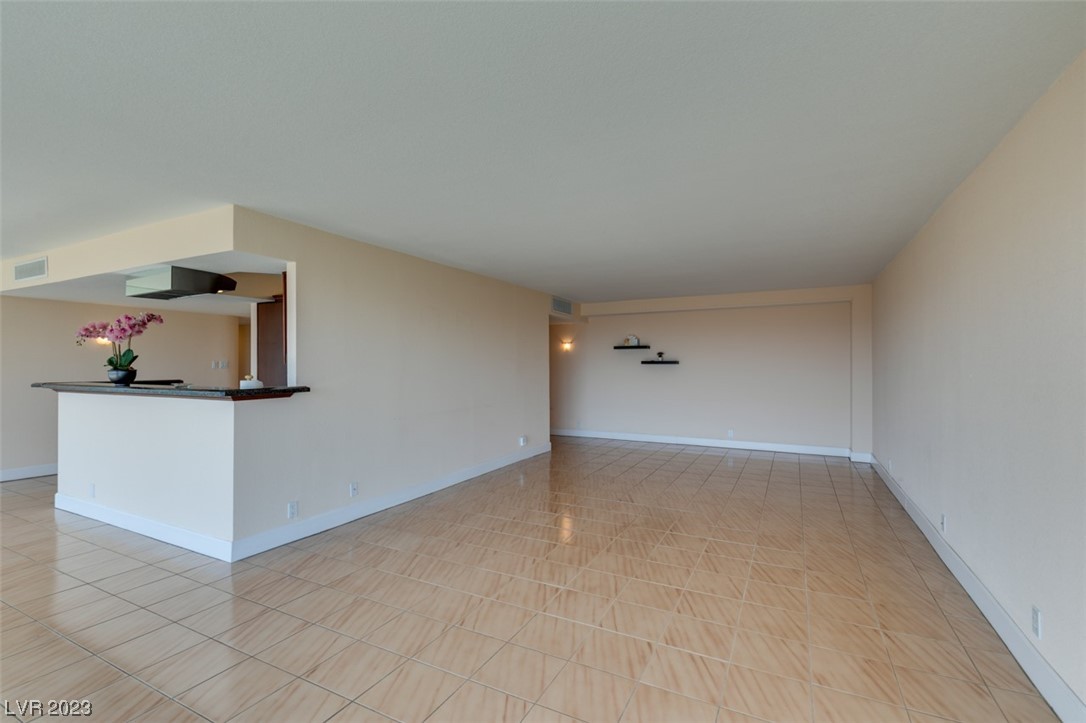 3111 Bel Air 8F