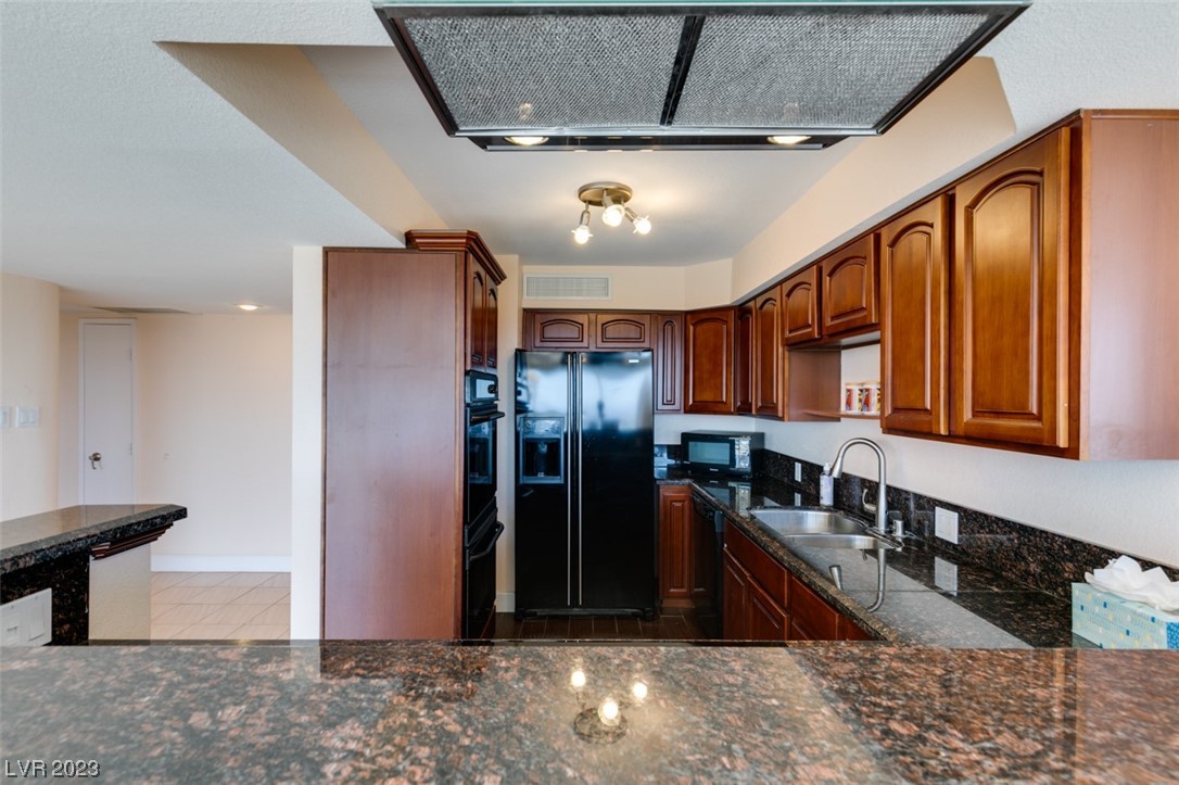 3111 Bel Air 8F