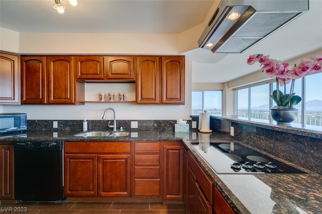 3111 Bel Air 8F
