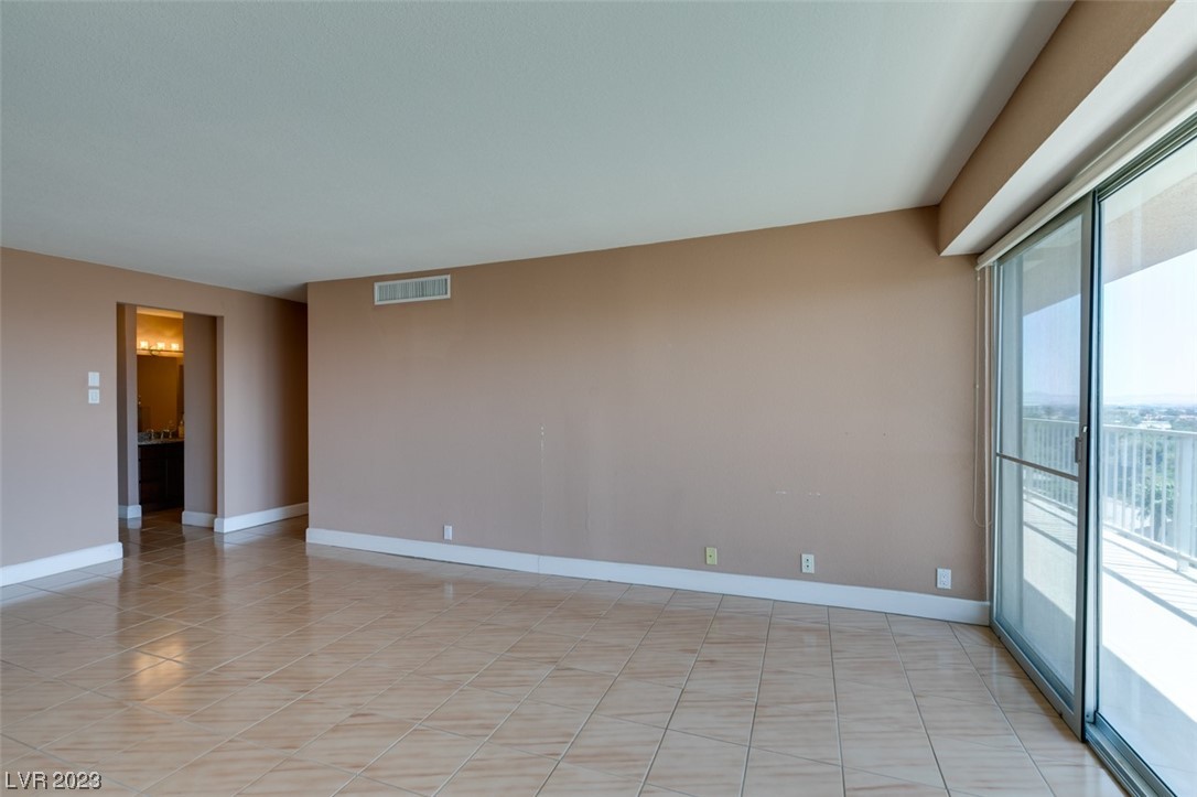3111 Bel Air 8F