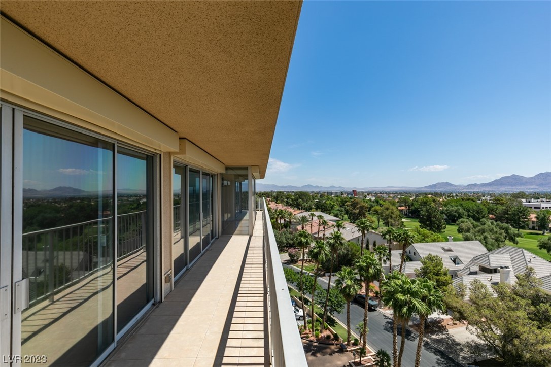 3111 Bel Air 8F