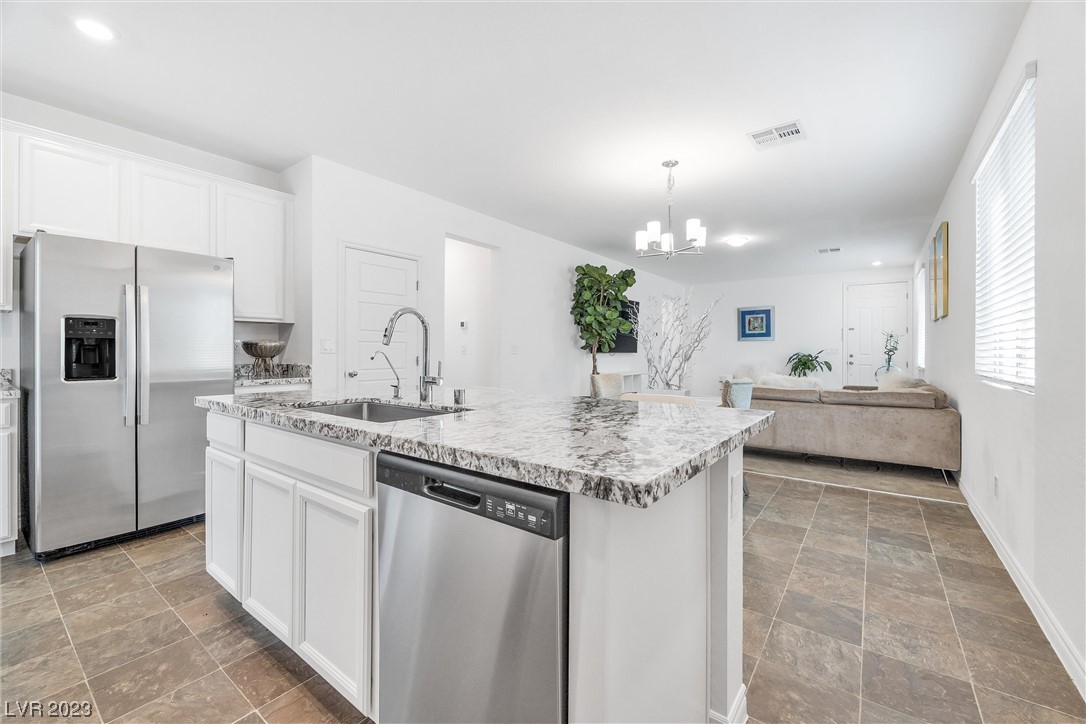 1134 Edel Hest Avenue