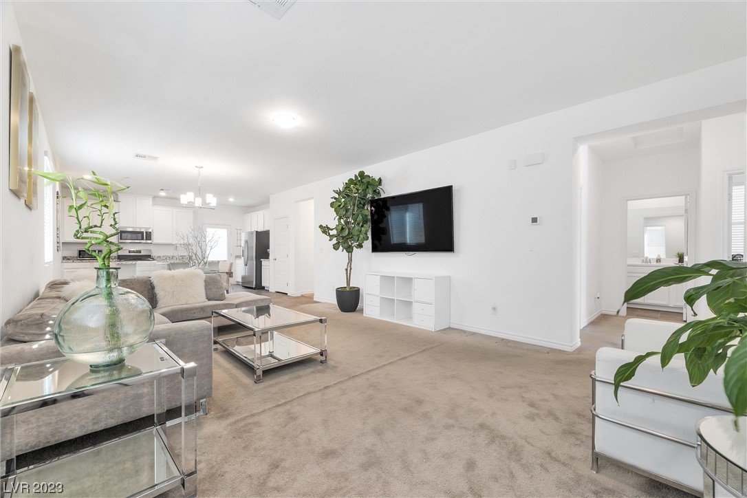 1134 Edel Hest Avenue