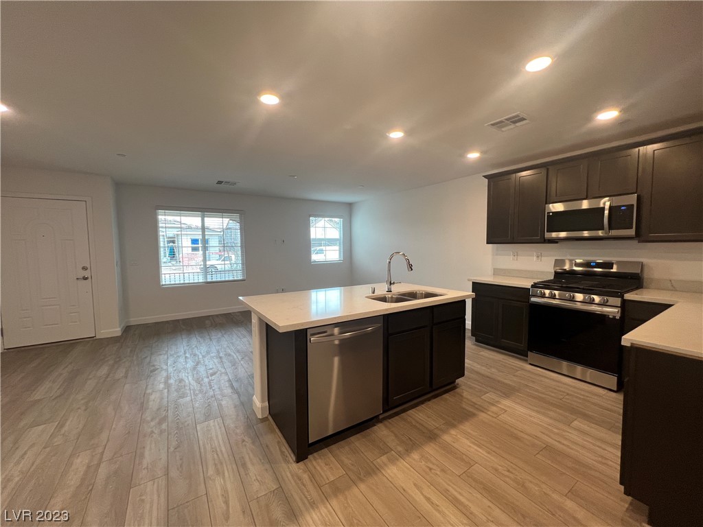 851 Watford Place