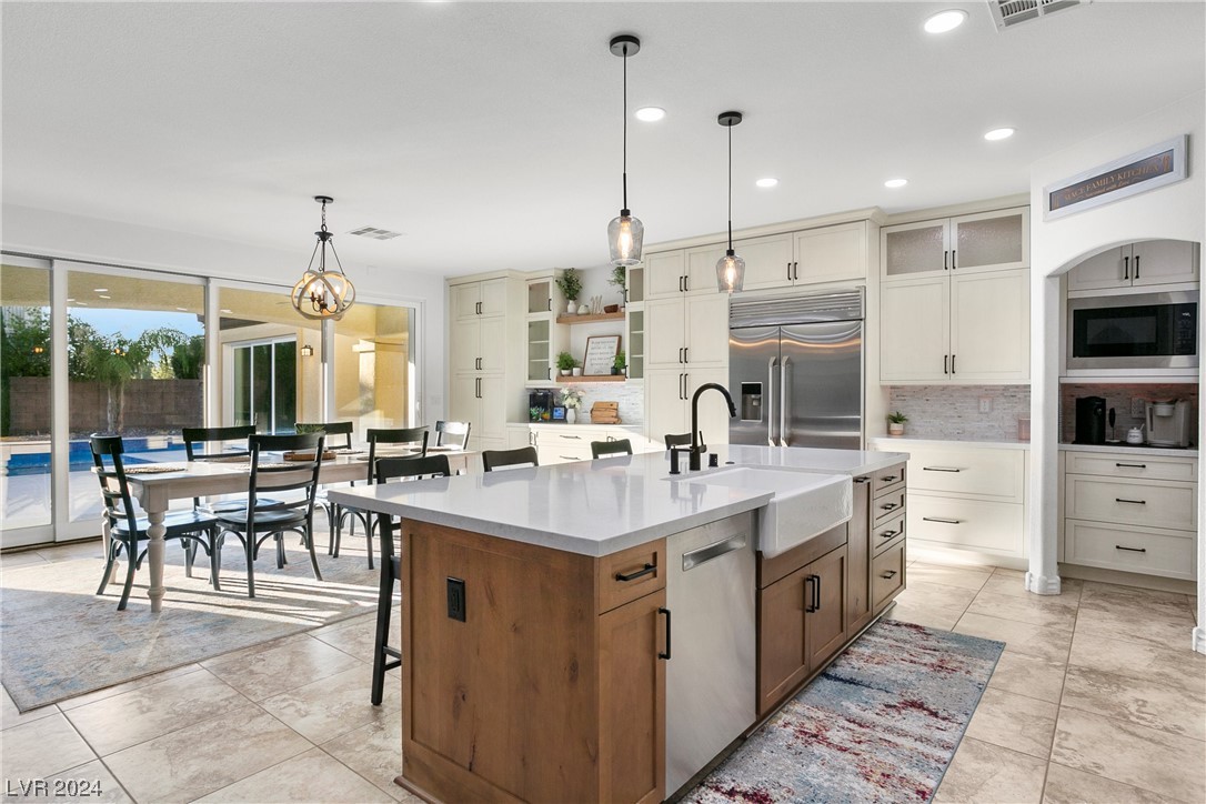 7277 Sashaying Spirit Court