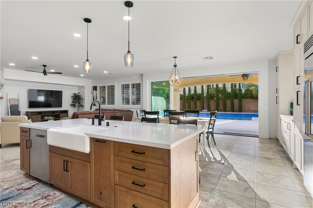 7277 Sashaying Spirit Court