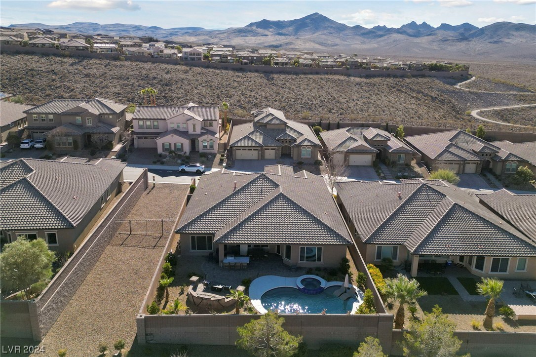 2504 Chateau Napoleon Drive