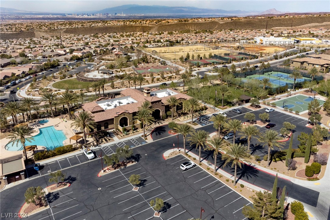 2504 Chateau Napoleon Drive