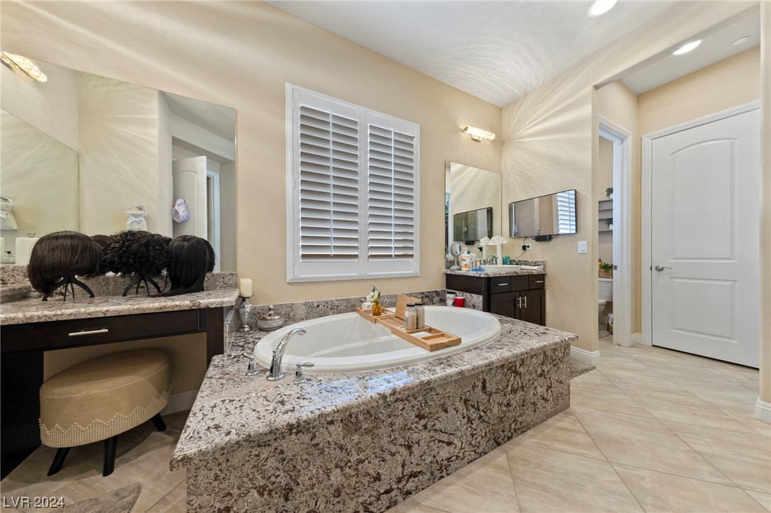 2504 Chateau Napoleon Drive