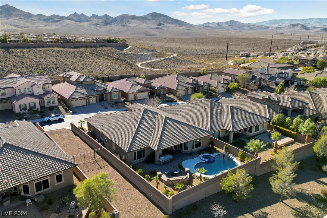 2504 Chateau Napoleon Drive