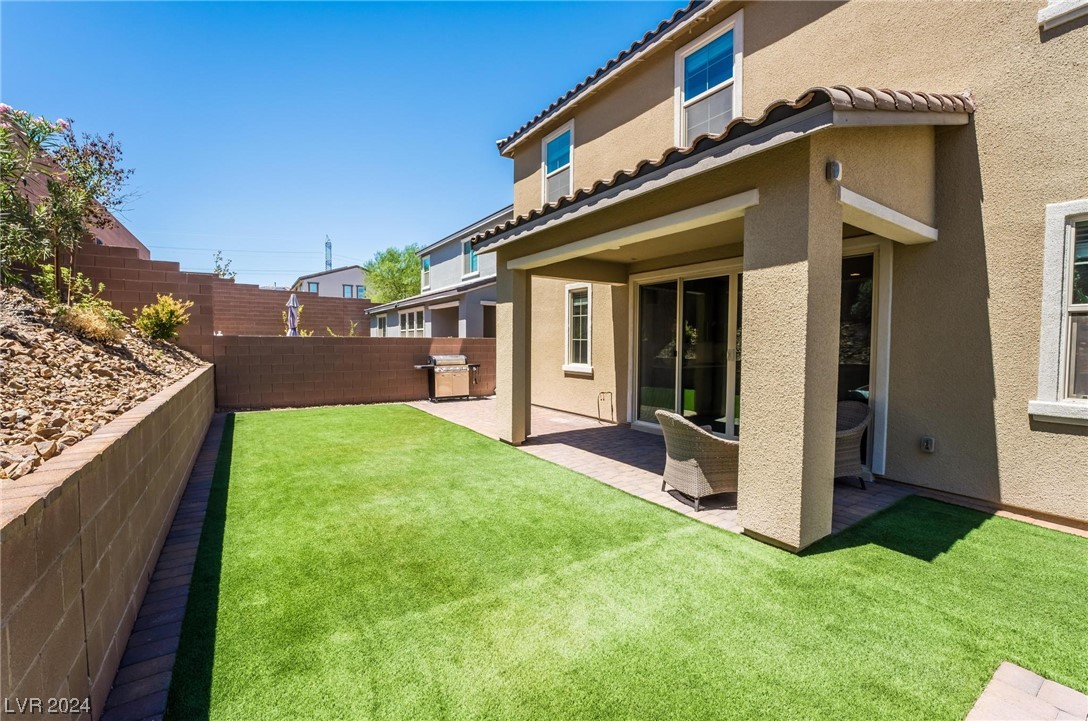 11 Parco Fiore Court