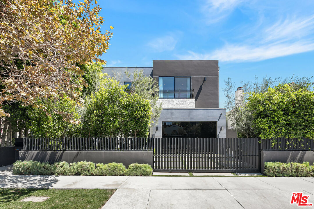 356 N La Jolla Ave