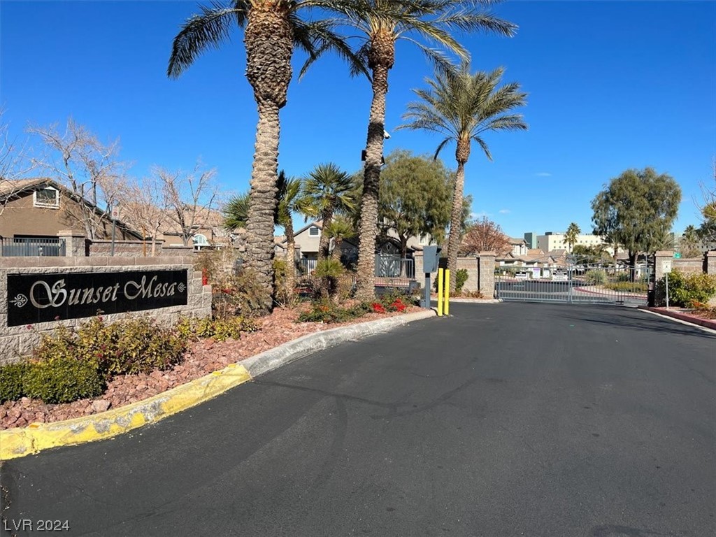 10244 Amber Hue Lane