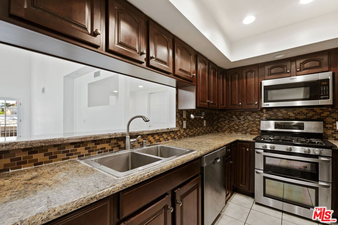 1250 S Westgate Ave Unit: 303