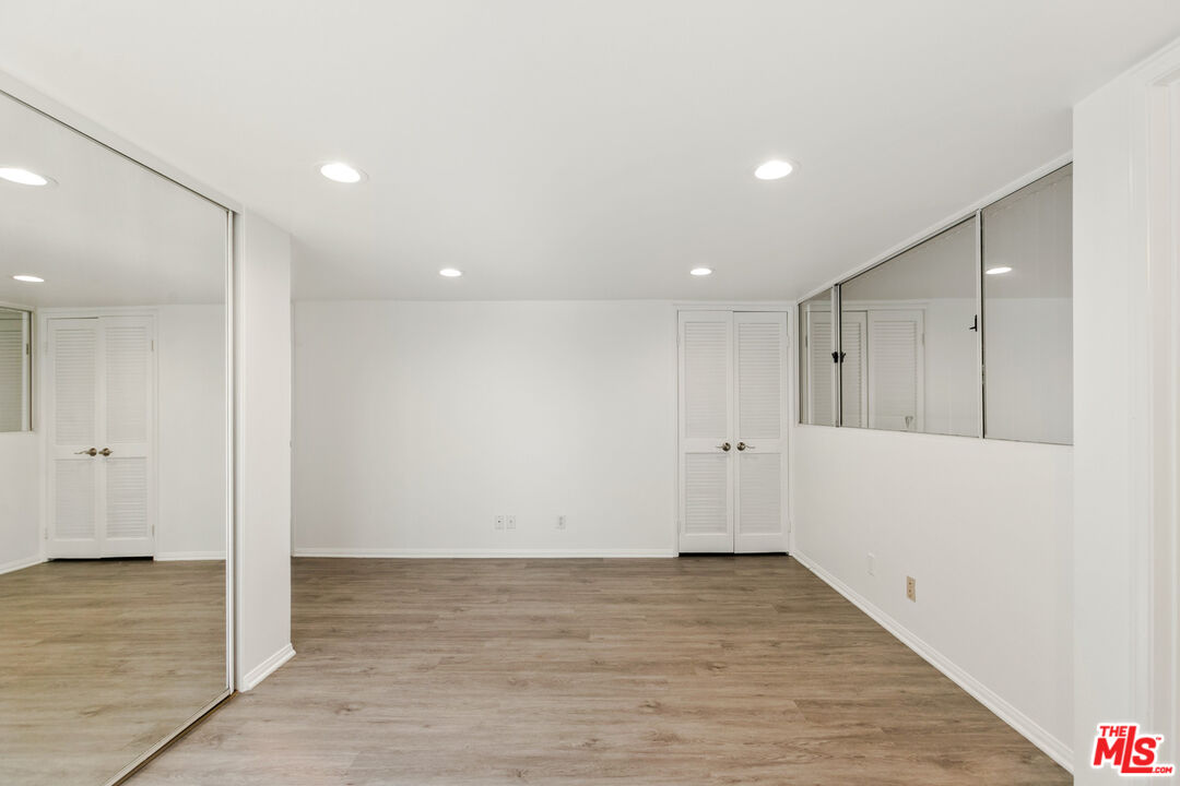 1250 S Westgate Ave Unit: 303