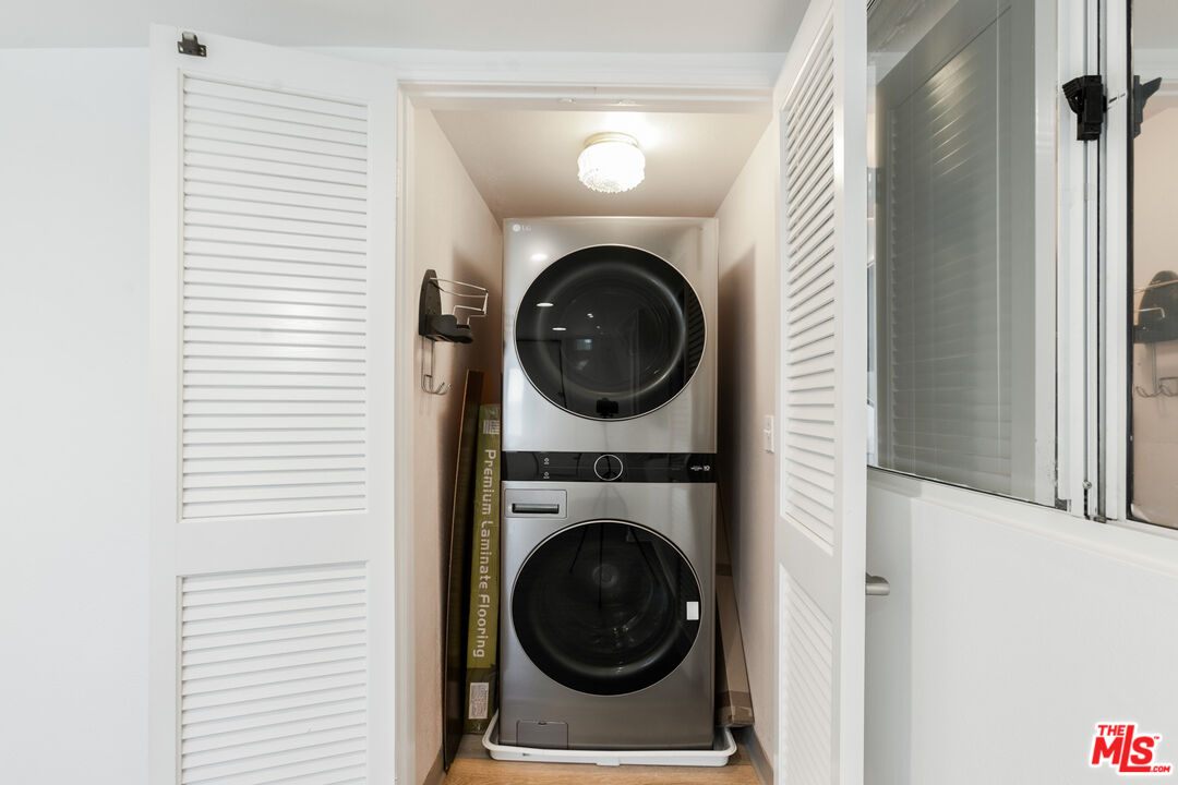 1250 S Westgate Ave Unit: 303
