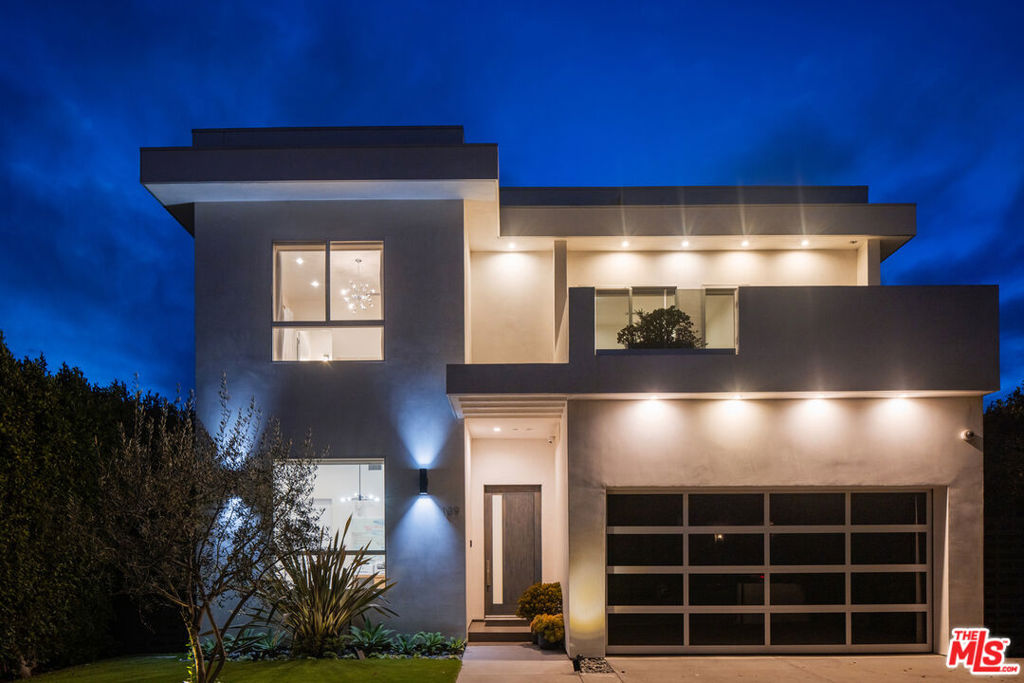 139 S Edinburgh Avenue