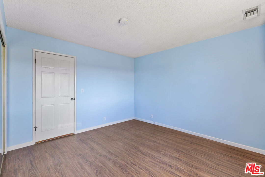 2768 Fyler Pl