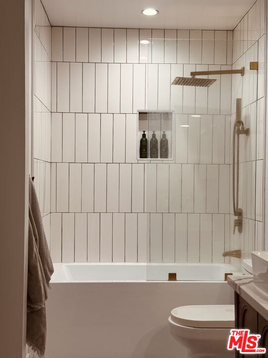 15146 Magnolia Blvd Unit: 1