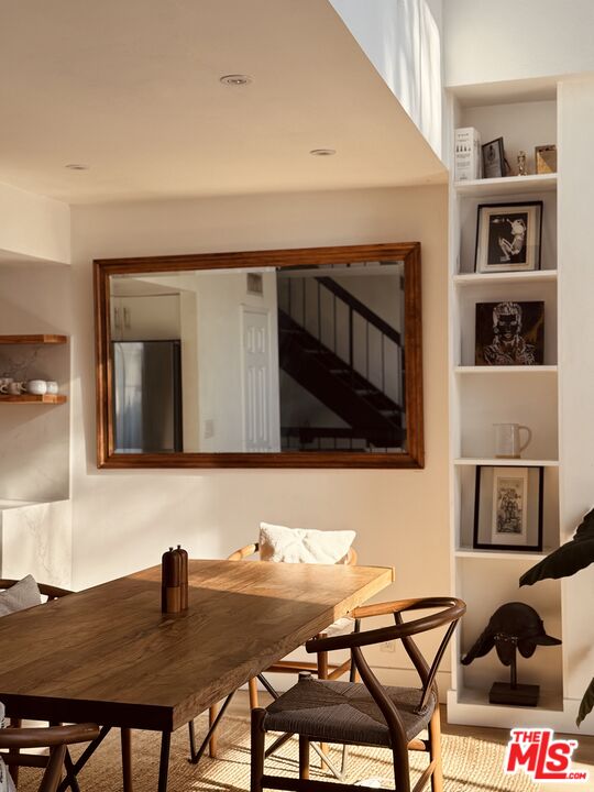 15146 Magnolia Blvd Unit: 1