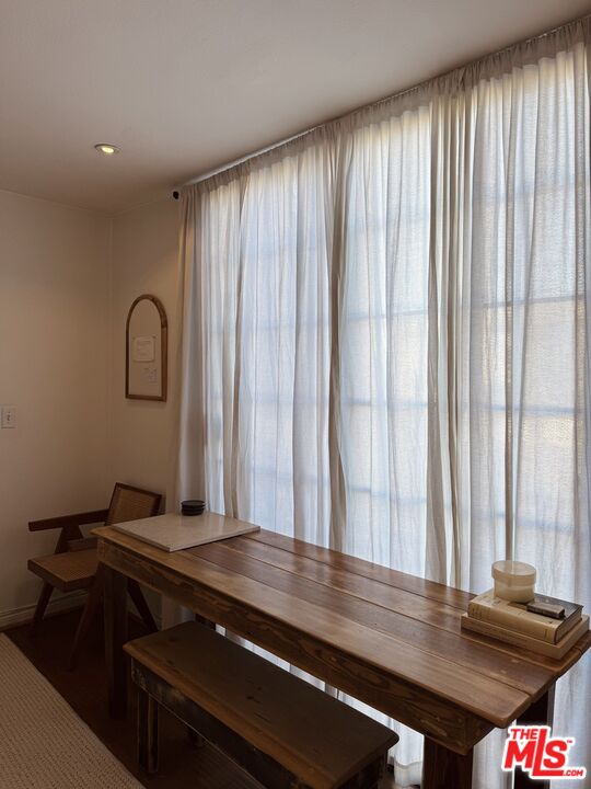 15146 Magnolia Blvd Unit: 1