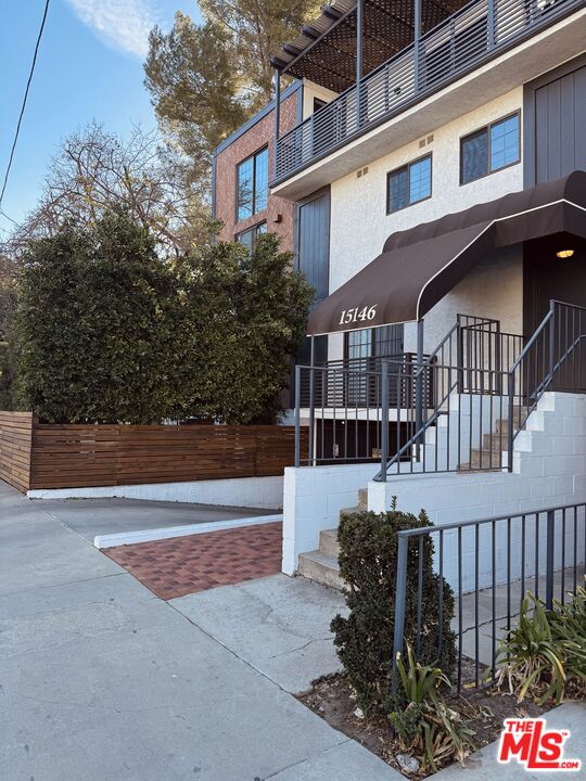 15146 Magnolia Blvd Unit: 1