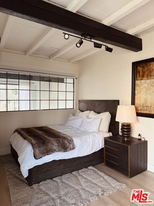 15146 Magnolia Blvd Unit: 1