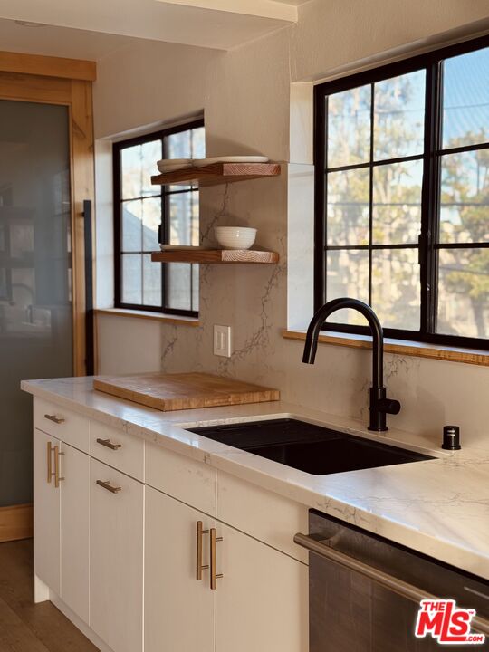 15146 Magnolia Blvd Unit: 1
