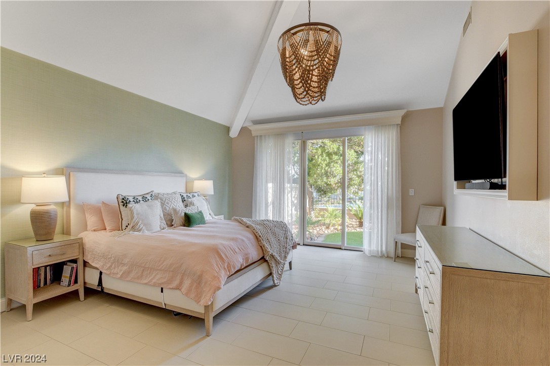 8225 Horseshoe Bend Lane