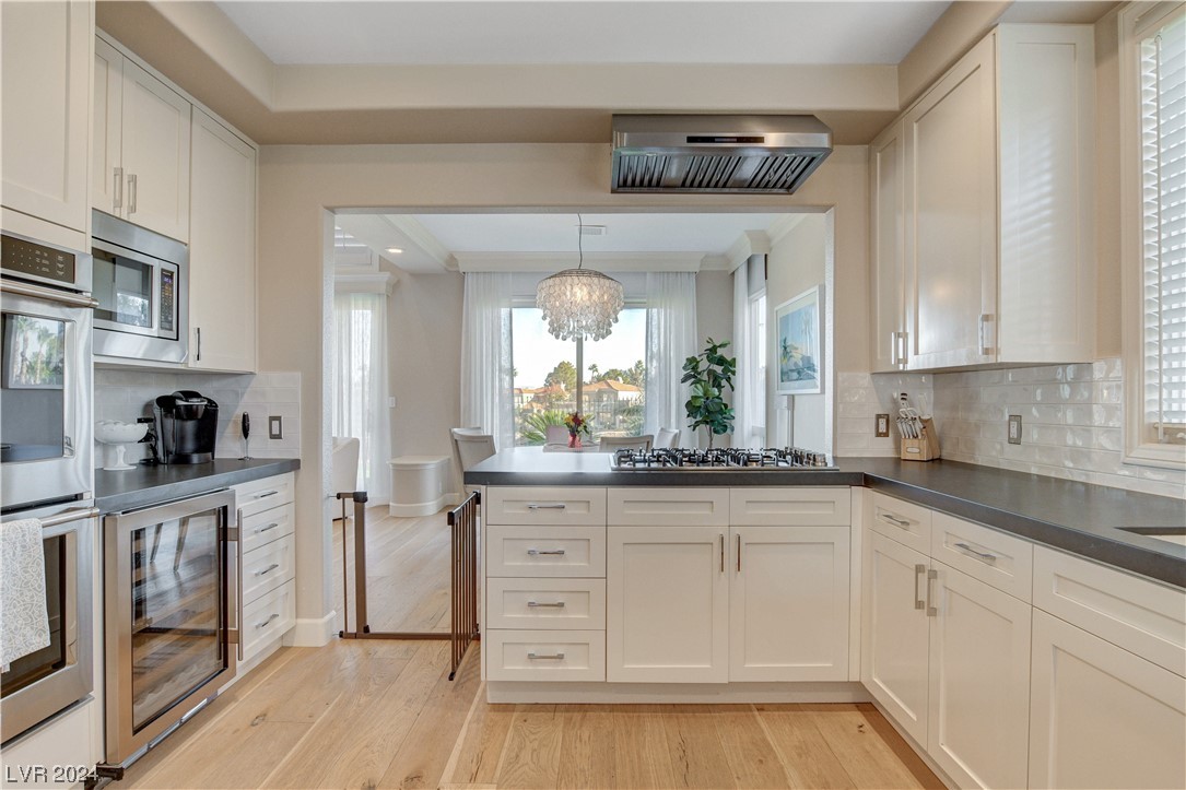 8225 Horseshoe Bend Lane