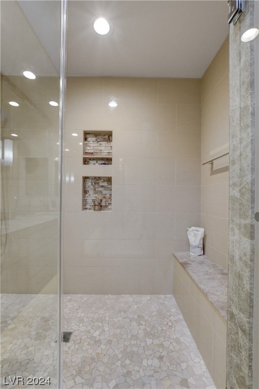 8225 Horseshoe Bend Lane