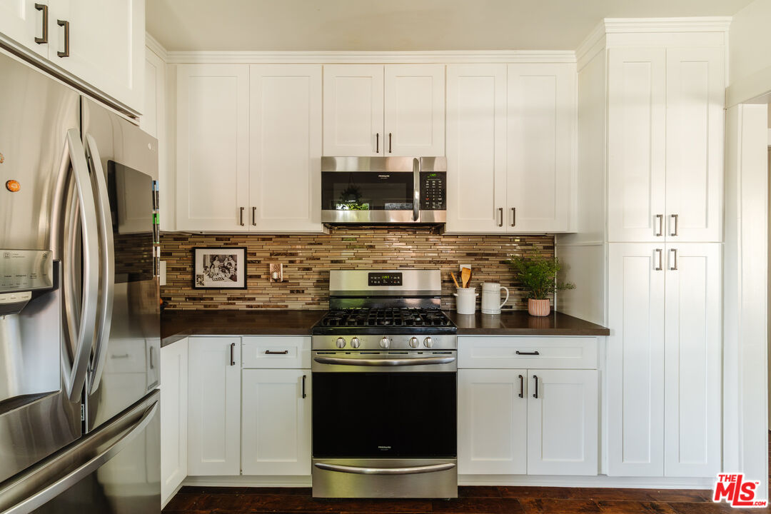 2216 W 28th St