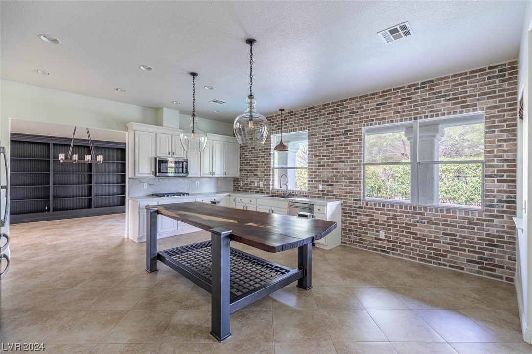 1516 Via Salaria Court