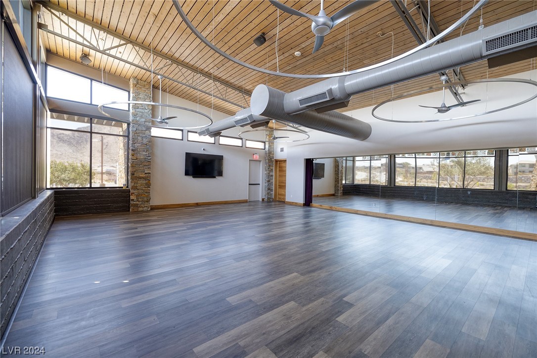 3030 Raywood Ash Drive